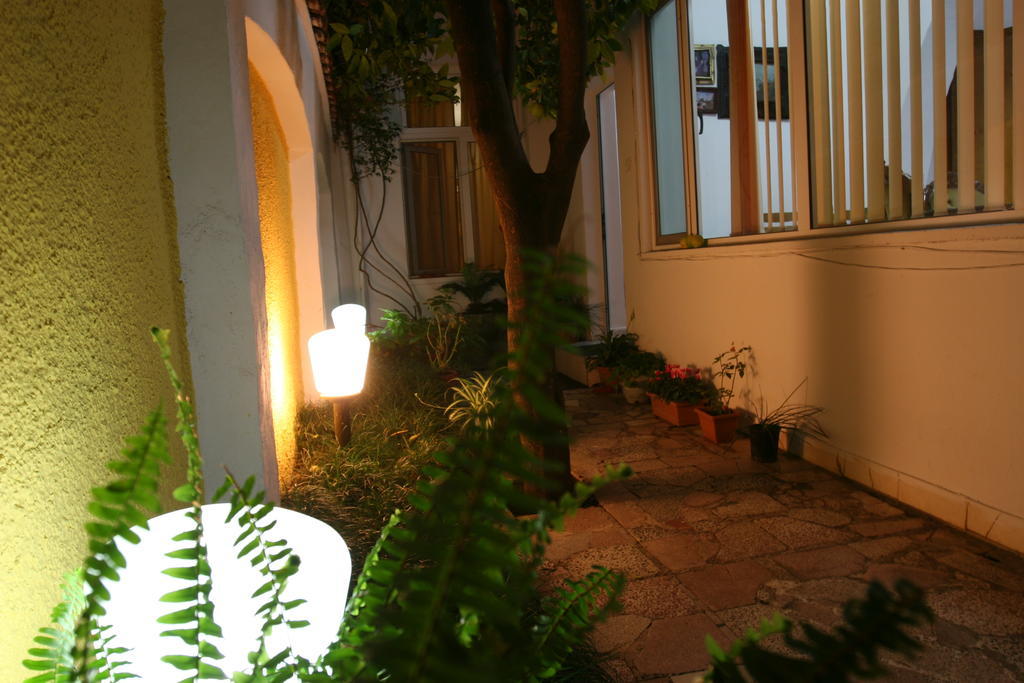 Guesthouse Pension Andrea Tirana Zewnętrze zdjęcie